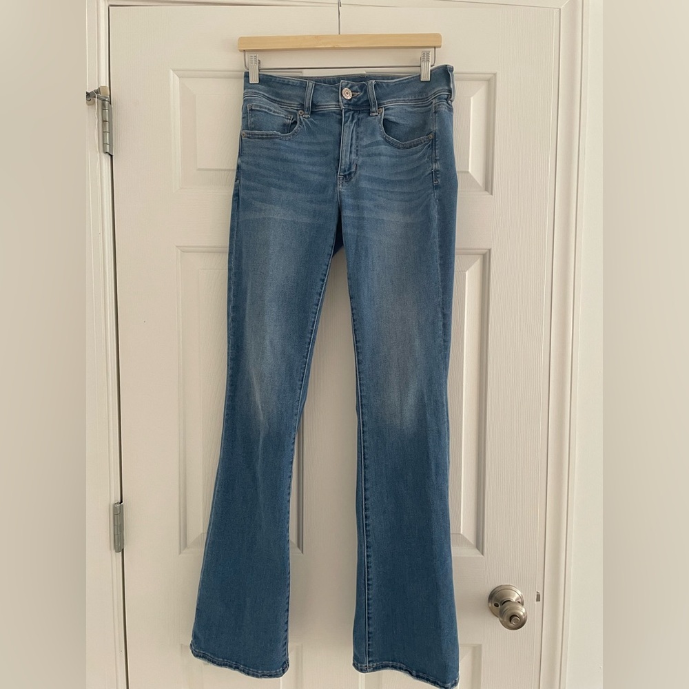 American Eagle Flare Jeans Size 4